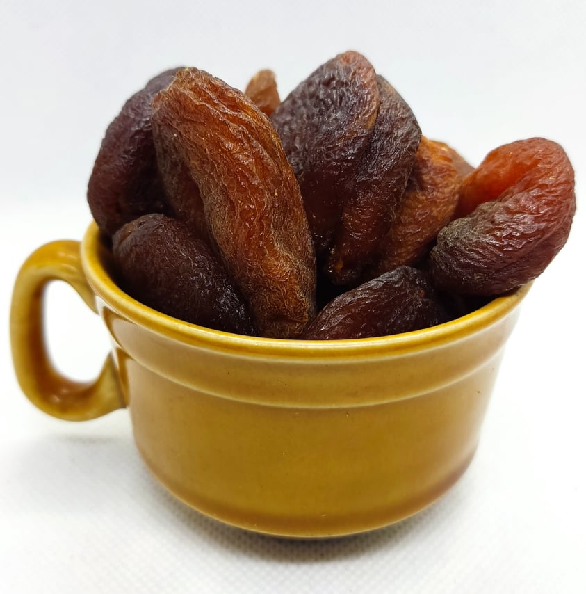 Morele suszone na słońcu niesiarkowane