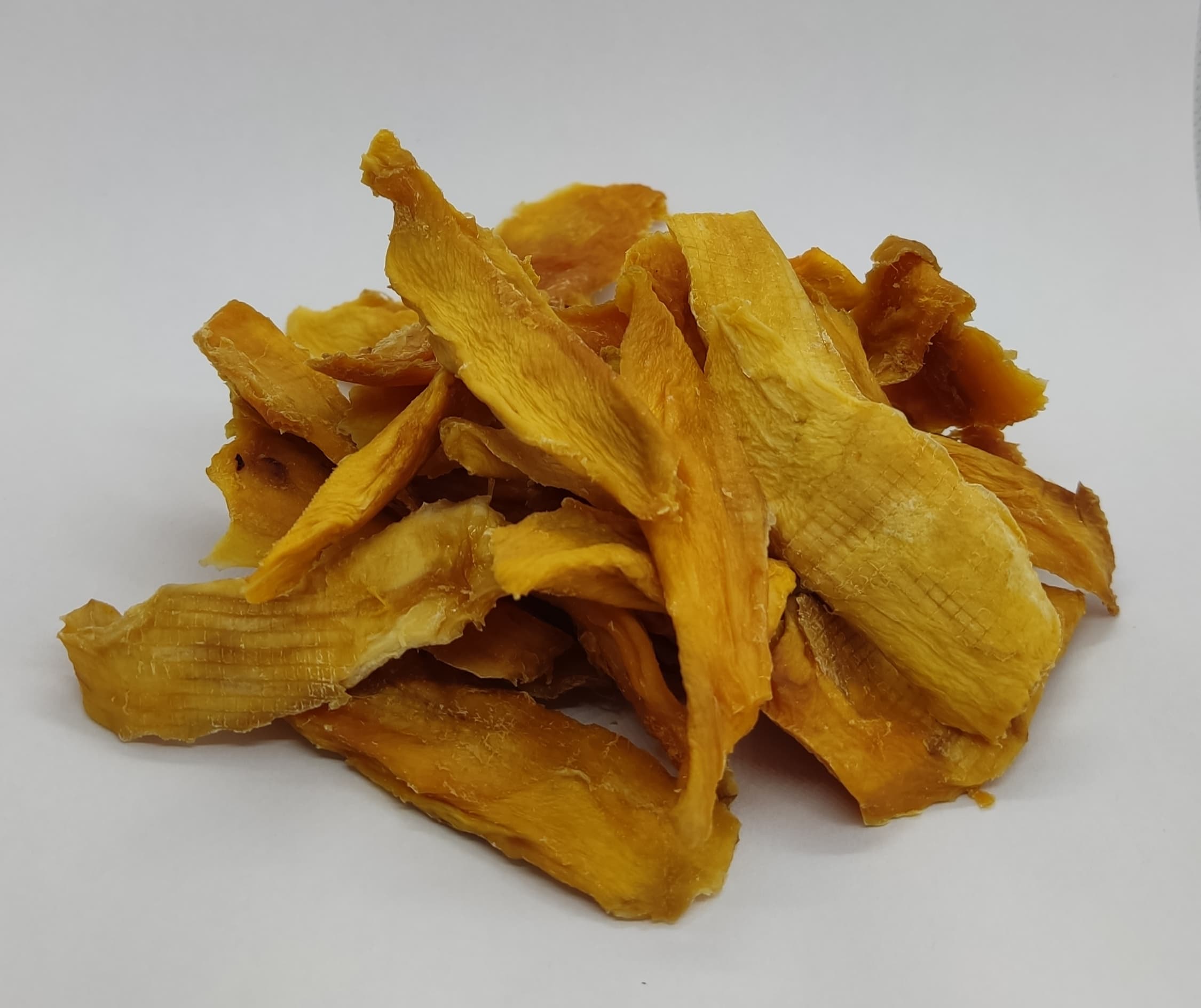 Mango suszone na słońcu